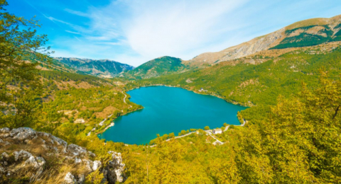 Weekend a Scanno, tra borgo e lago del cuore